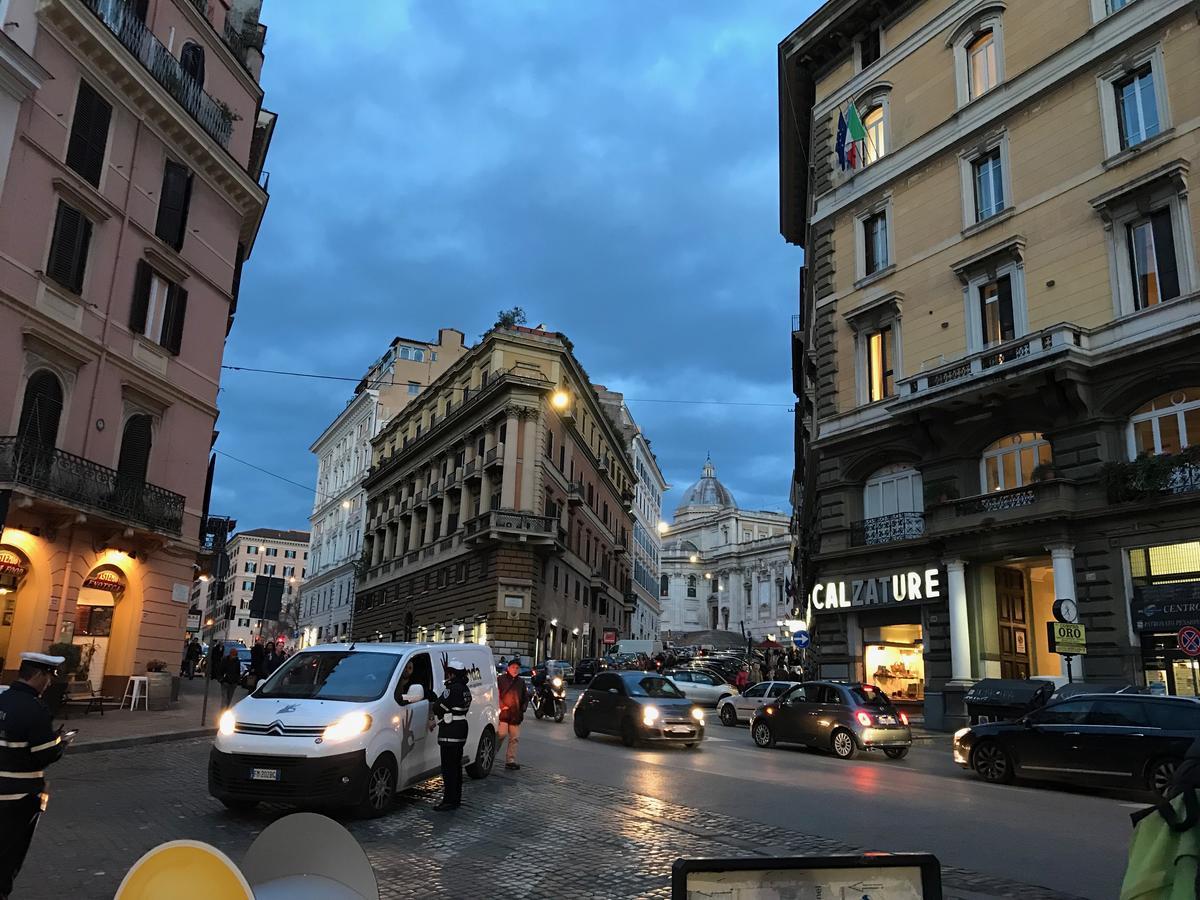 Urbana Apartment Colosseum Rzym Zewnętrze zdjęcie